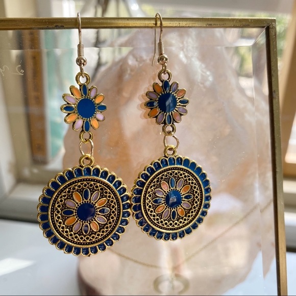 3/$15 Bohemian Mandala Dangle Drop Earrings - Picture 2 of 7